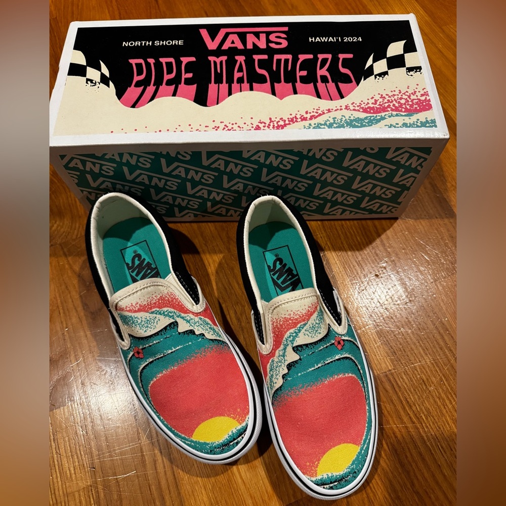 Limited Edition Vans slip on skate pipe master shoe men’s size 4 and women 5.5